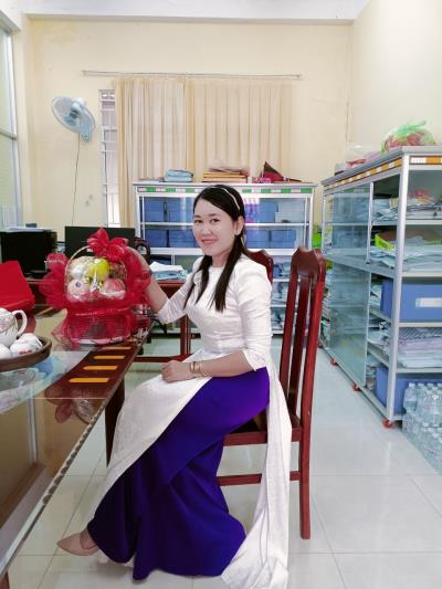 Cô Thạch Thị Hồng Loan - Nhận dạy kèm tại nhà ở Trà Vinh