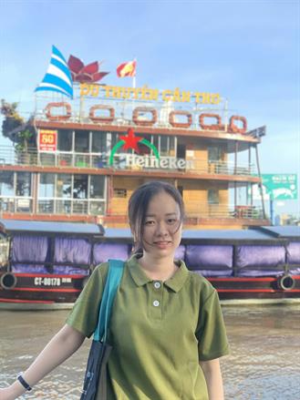 Gia sư Lê Thị Thúy Uyên