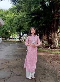 Gia sư Nguyễn Hoàng Vân Anh