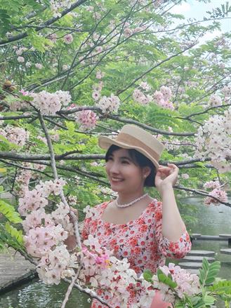 gia sư TÔ HỒNG NHUNG