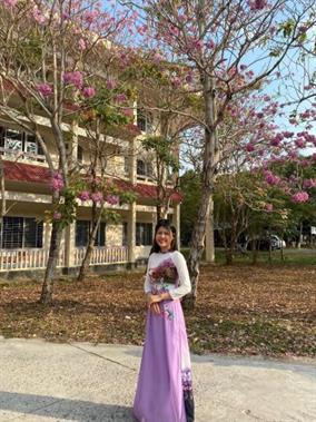 Gia sư Trần Nguyễn Ngọc Nguyên 