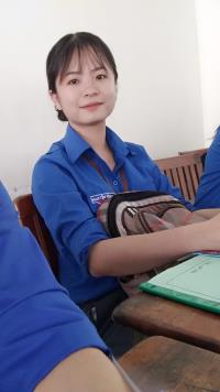 Gia sư Trần Nguyễn Trúc Mai