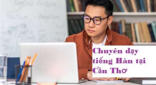 Giáo viên dạy tiếng Hàn