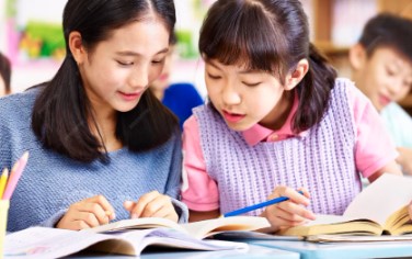 Giáo viên dạy kèm tiêu biểu tại Cà Mau giúp học sinh lớp 5 học vững kiến thức và tự tin thi chuyển cấp