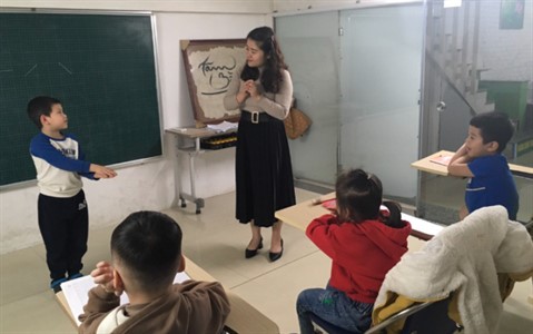 Giáo viên đứng lớp dạy kèm tại quận 12