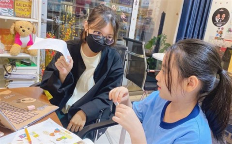 Gia sư tiếng Anh quận 2 luyện thi tốt nghiệp và đại học