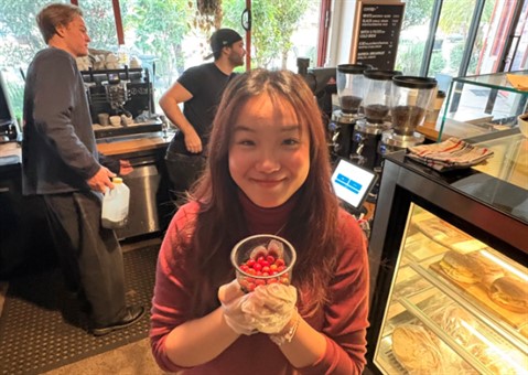 Học Giao Tiếp Qua Các Trò Chơi Tương Tác 